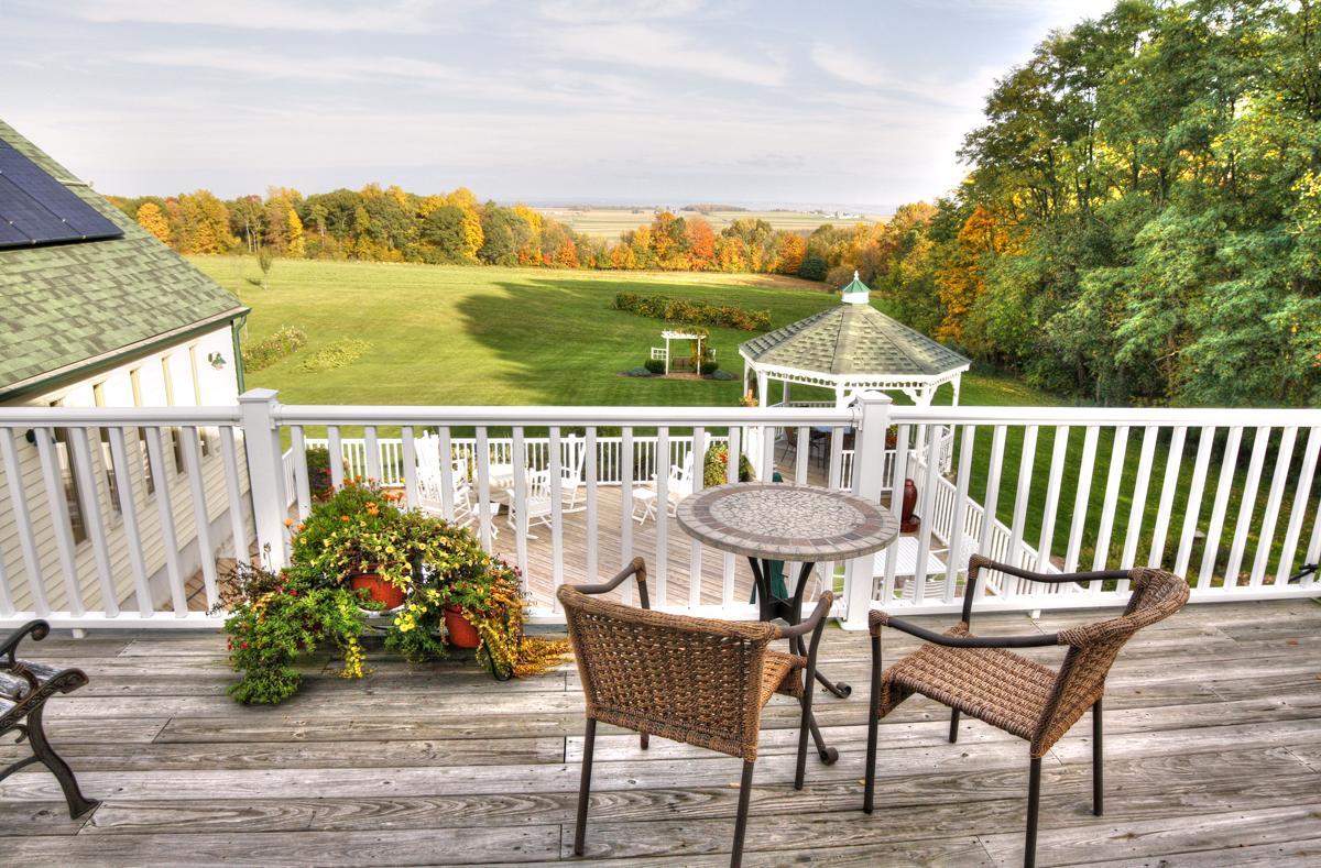 Los Gatos Bed & Breakfast Penn Yan Eksteriør bilde